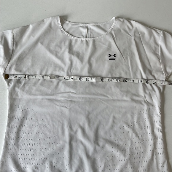 Under Armour Athletic Top - Picture 7 of 8